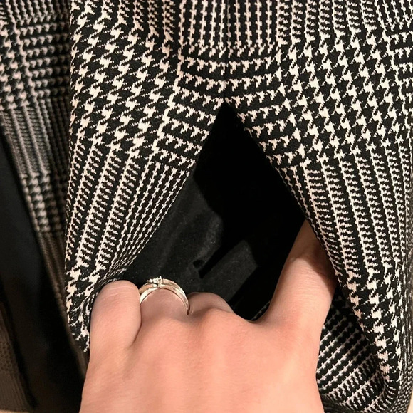 Womens Cynthia Rowley Sleeveless Houndstooth Style Open Vest Lapel Pockets Black - Picture 6 of 7